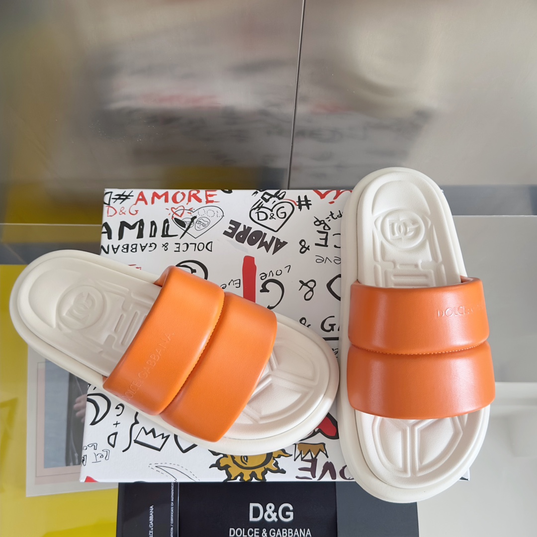 [TOP] Dolce & Gabbana D&G Cowhide Slippers - 8 Colour