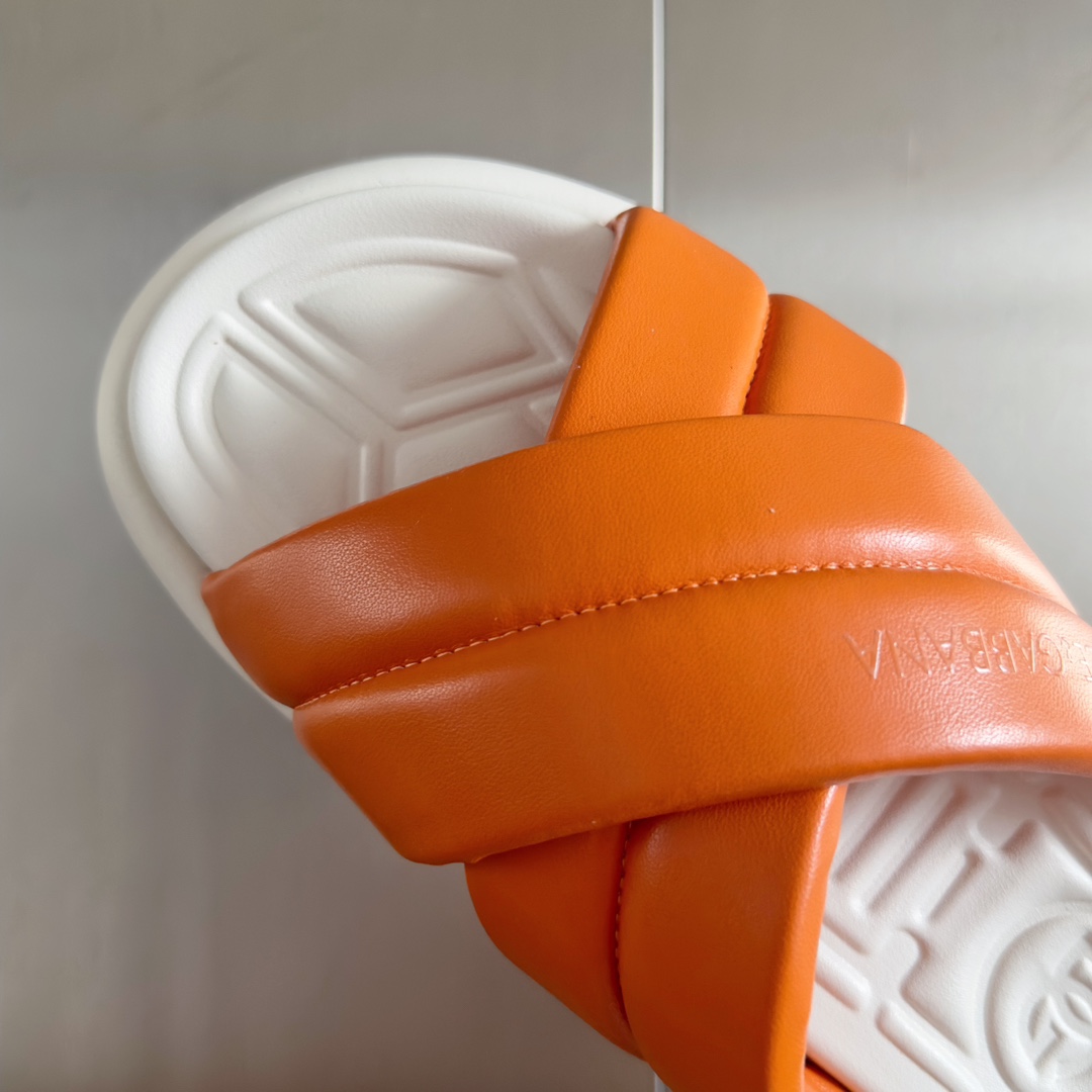 [TOP] Dolce & Gabbana D&G Cross Cowhide Slippers - 8 Colour