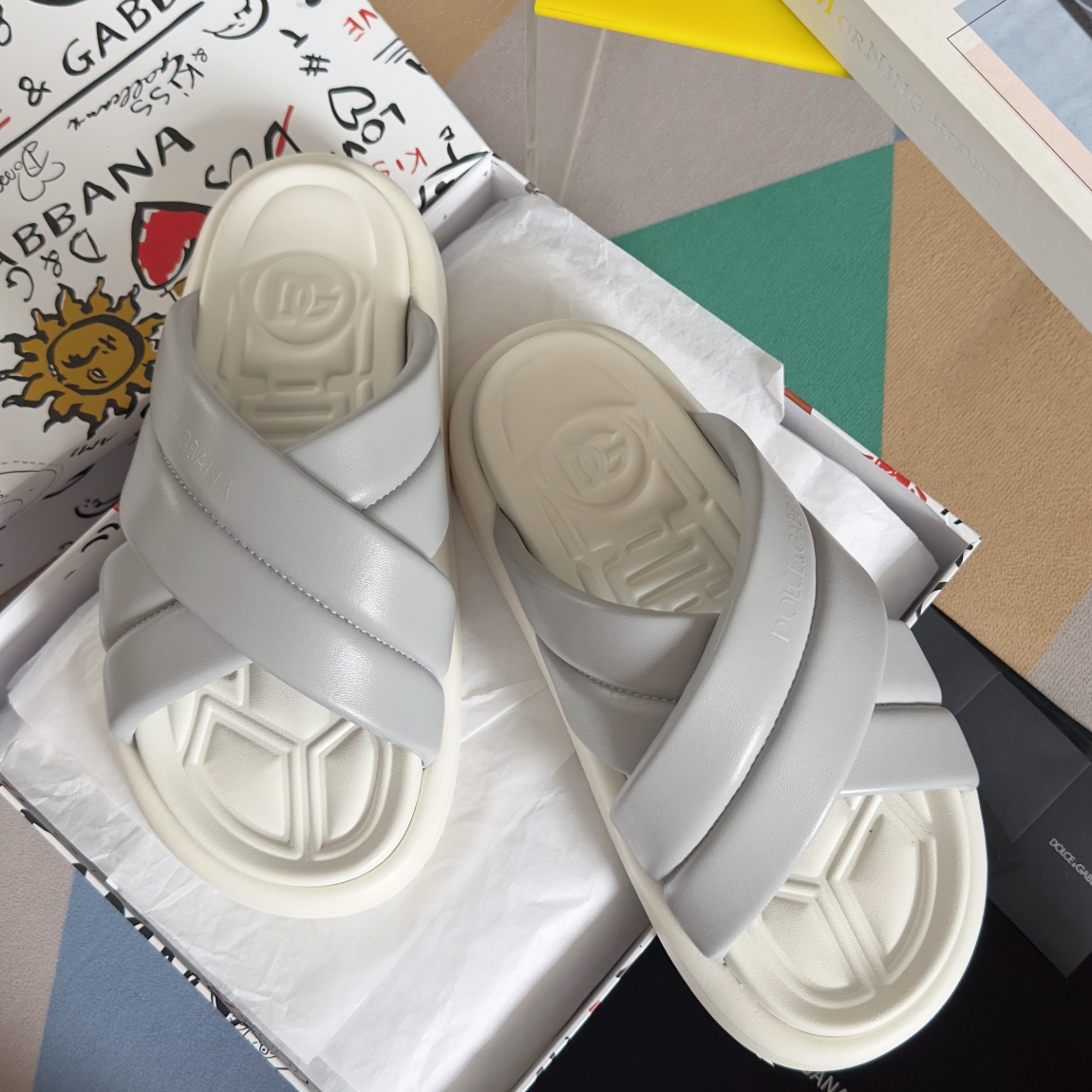 [TOP] Dolce & Gabbana D&G Cross Cowhide Slippers - 8 Colour