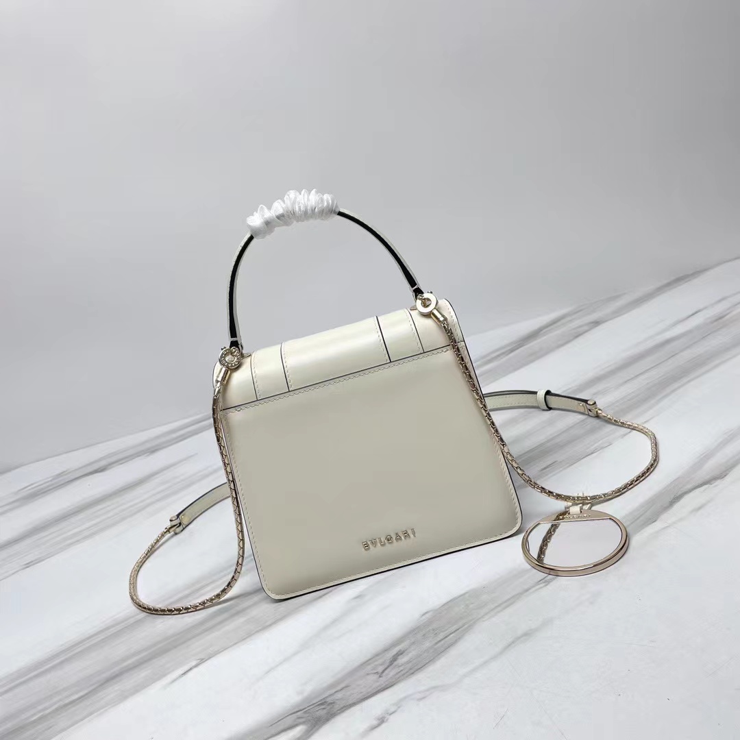 [TOP] BVLGARI Serpenti Forever Bag 18 x 16 x 10 cm - Off White