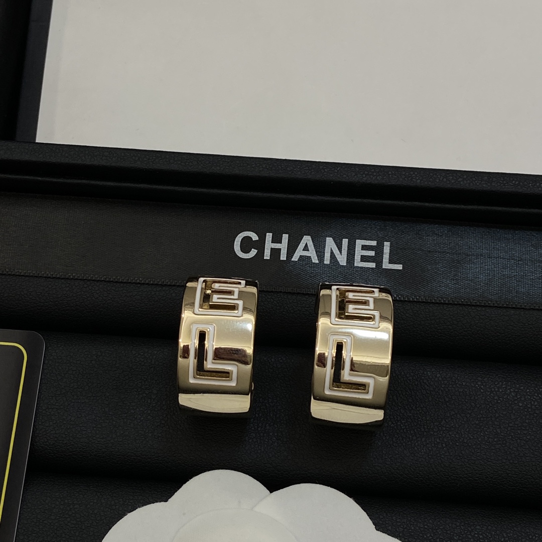 [TOP] CHANEL CC Earrings