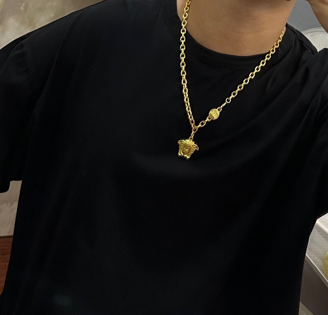 [TOP] Versace Men's/Women's Necklace-Gold