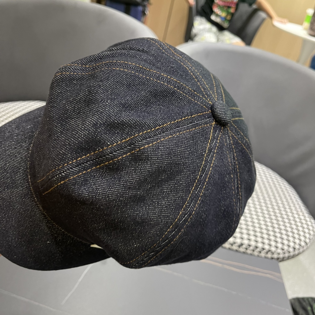 [TOP] CELINE Cowboy Beret - Two Styles