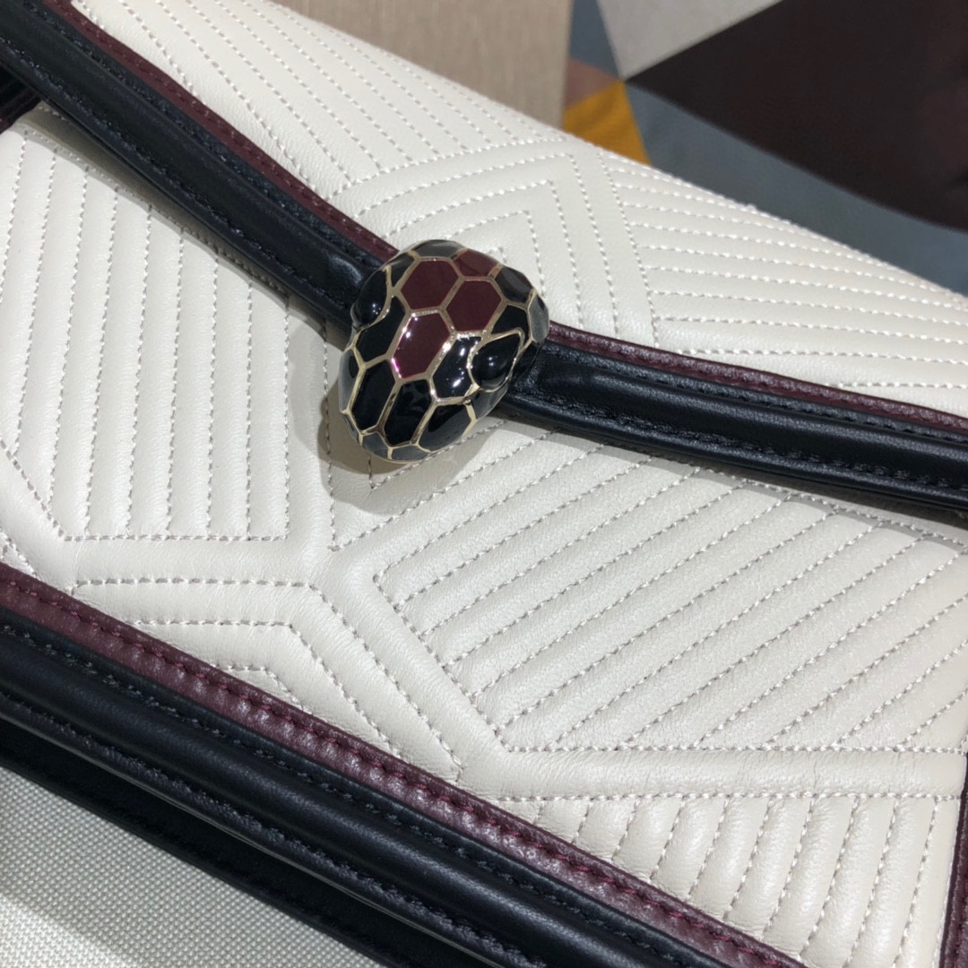 [TOP] BVLGARI Sheepskin Snake Head Bag 24x15x7cm