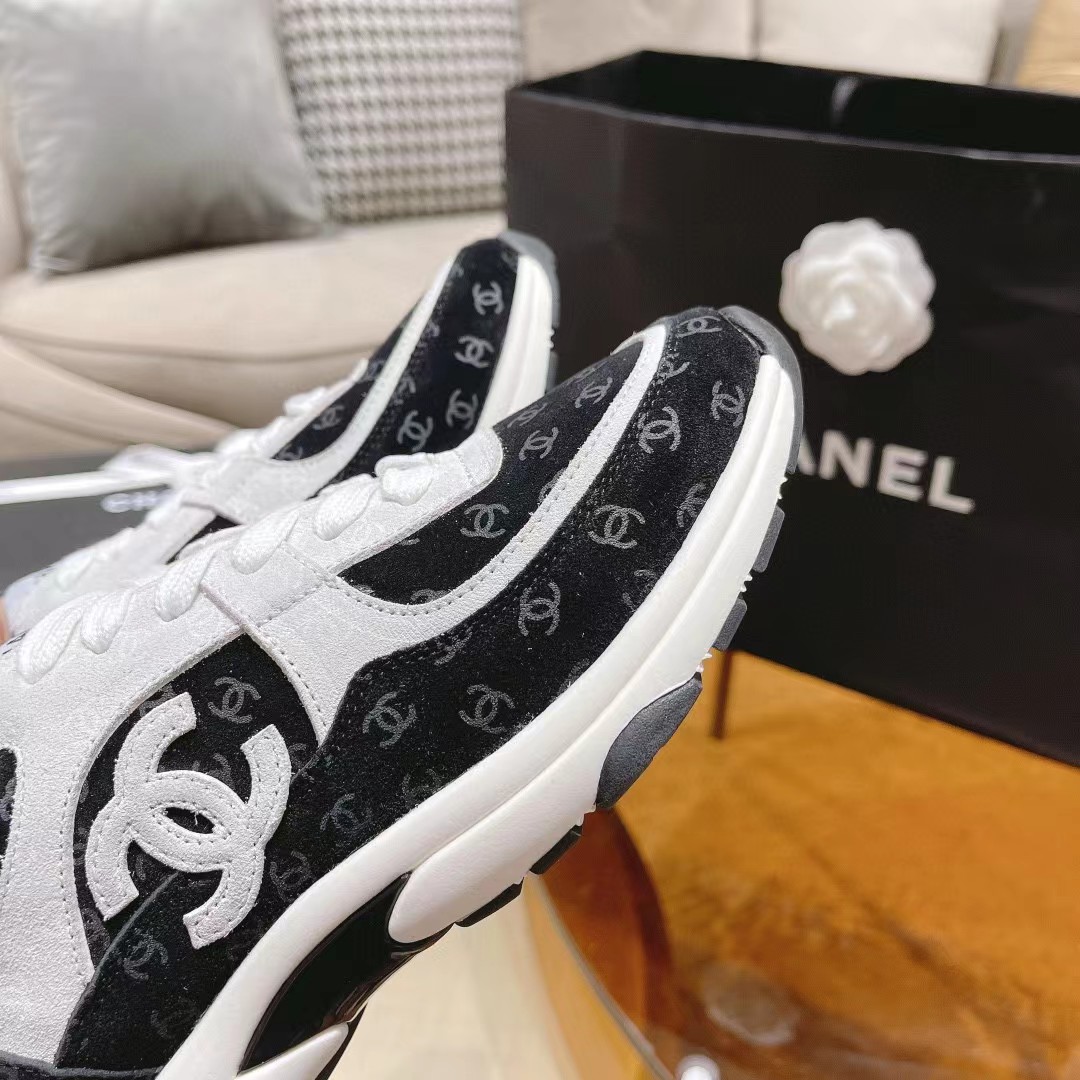 [TOP] CHANEL Sneaker-Black