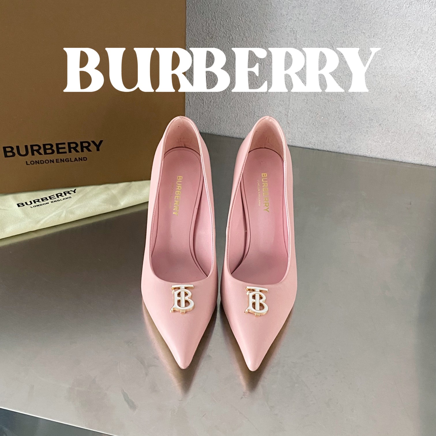 [TOP] BURBERRY Cowhide Pumps - 4 Colors