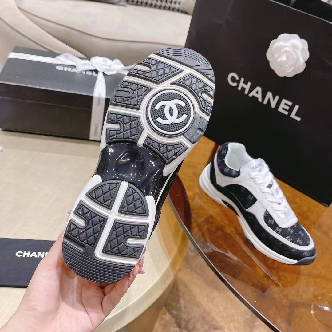 [TOP] CHANEL Sneaker-Black