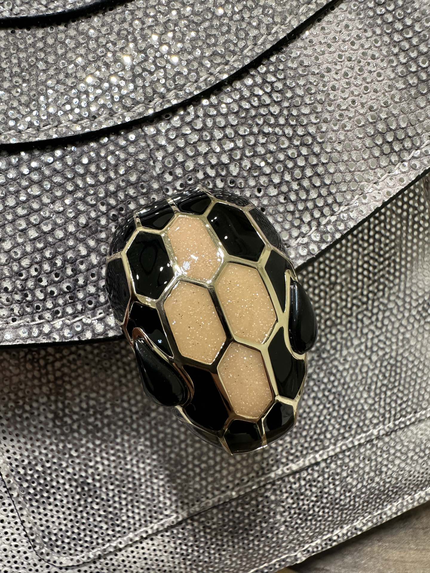 [TOP] BVLGARI Water Snake Skin Snake Head Bag 18 cm