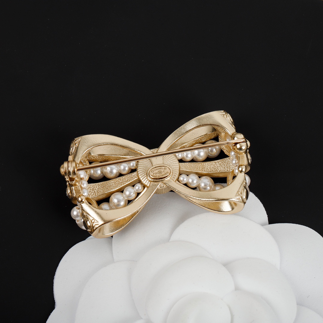 [TOP] CHANEL Bow Pearl Brooch