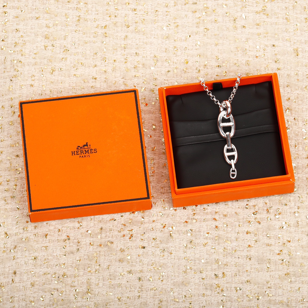 [TOP] HERMES Pig Nose Necklace-Sliver