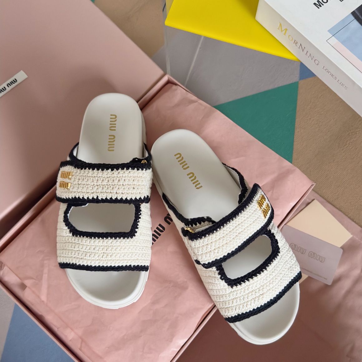 [TOP] Miu Miu Matelassé Nappa Weaving Slippers - 2 Color