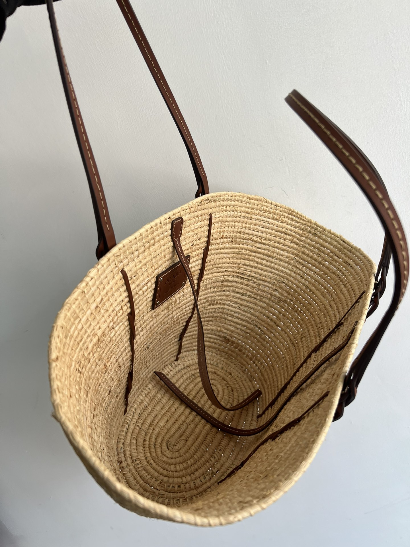 [TOP] PRADA Paglia Vitello Woven Braided Basket Tote Bag 25×25×16 cm - 2 Colors