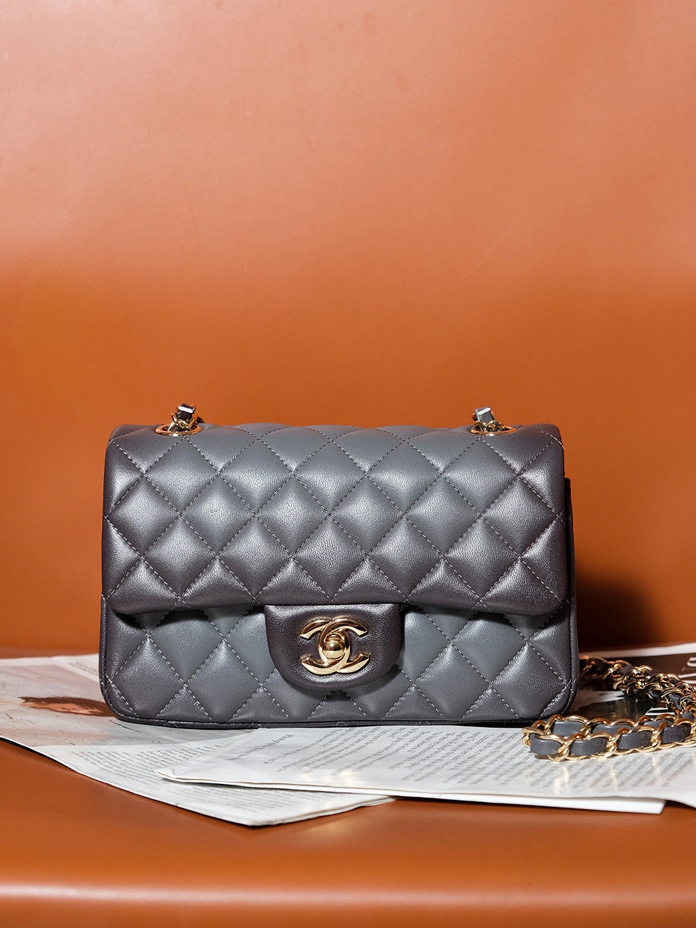 [TOP] CHANEL Lambskin Flap Bag Gradient 20cm/25.5cm - 4 Color
