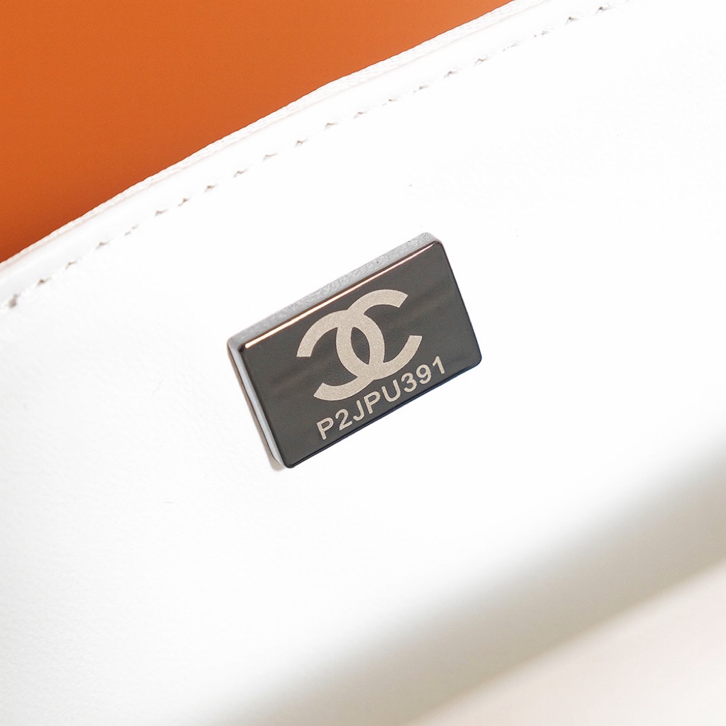 [TOP] CHANEL Lambskin Flap Bag with Sequins 20cm/25cm - White