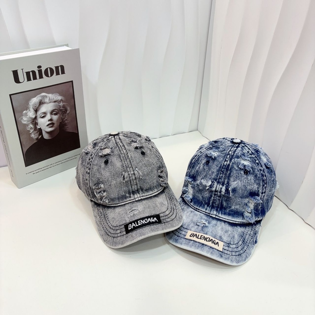 [TOP] BALENCIAGA Baseball Cap - 2 Colors