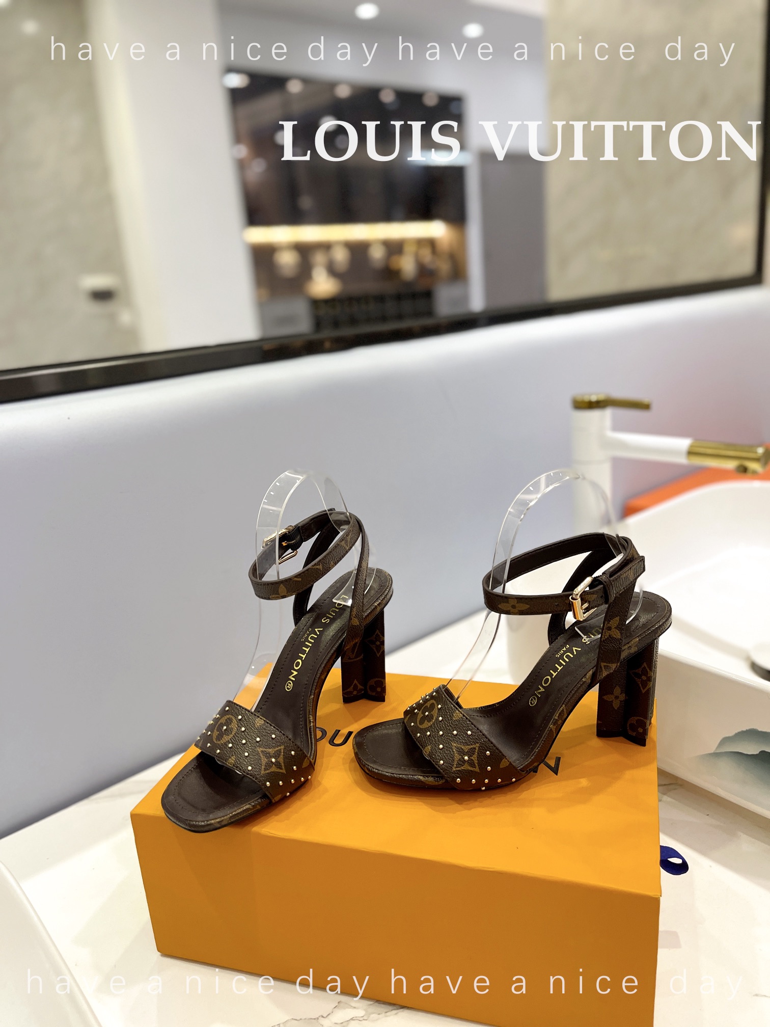[TOP] Louis Vuitton LV Monogram Pumps Plum Blossom Heel - 6 Color