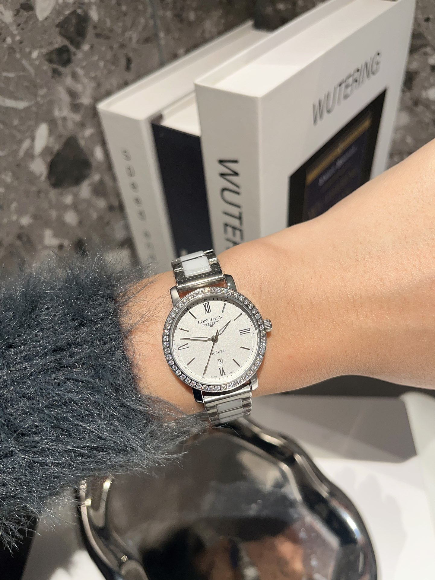 [TOP] LONGINES Watch 30x8mm - Gold / Silver