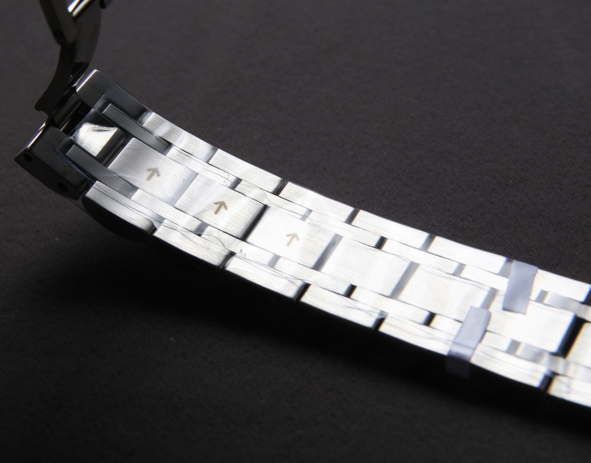 [TOP] LONGINES Starry Blue Watch 20.8.x32mm - Silver