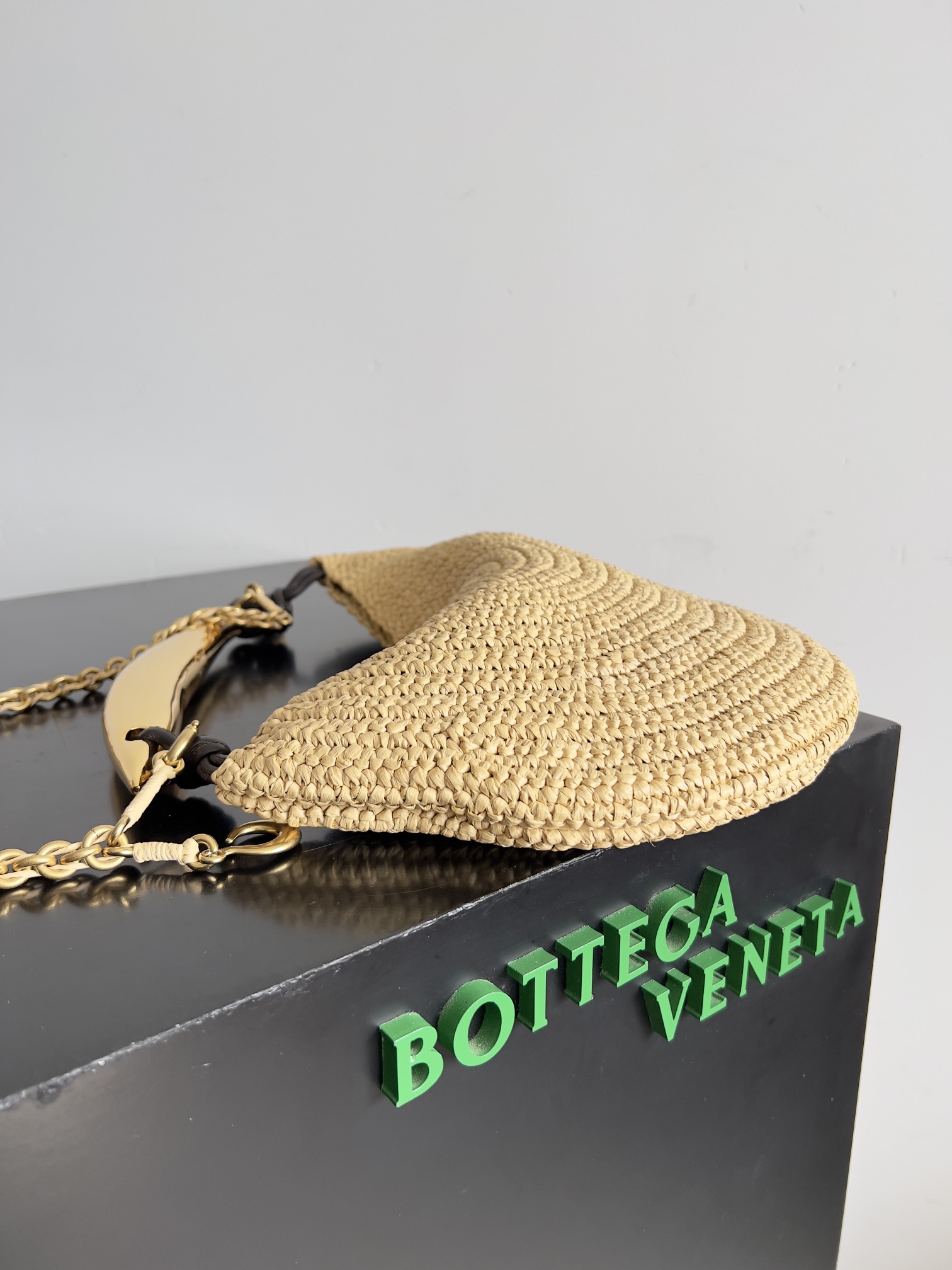 [TOP] Bottega Veneta BV Sardine Bag Intrecciato Weave 33 CM