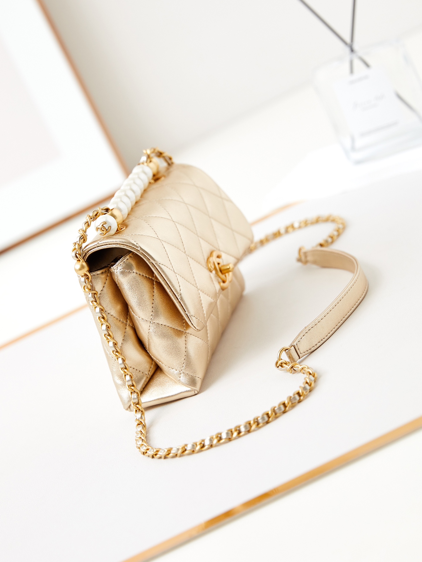 [TOP] CHANEL Flab Bag with Pearl 12.5×19×7cm/14x23x8cm - Gold