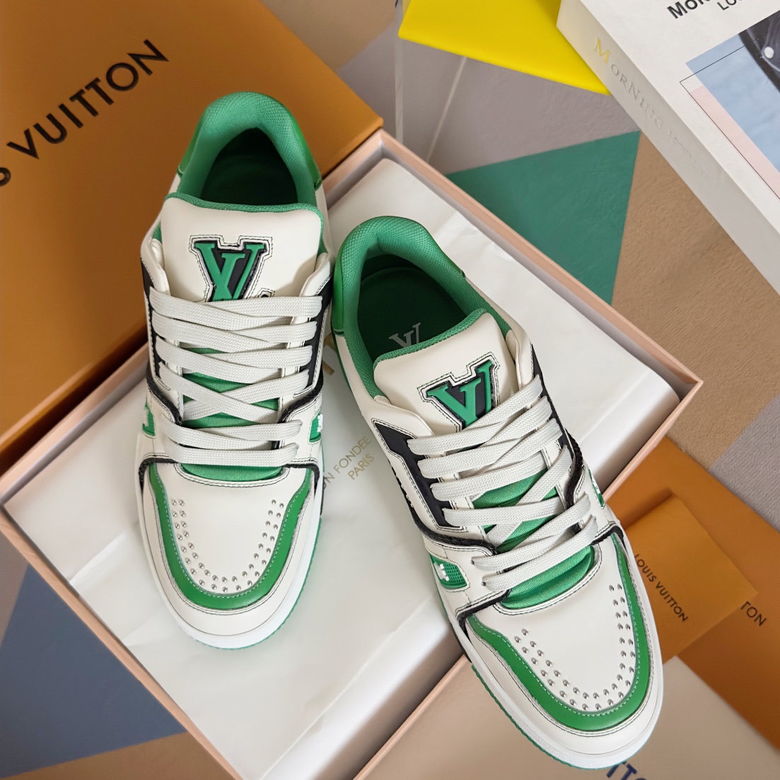 [TOP] Louis Vuitton LV Men's Cowhide Trainer Shoes - Green