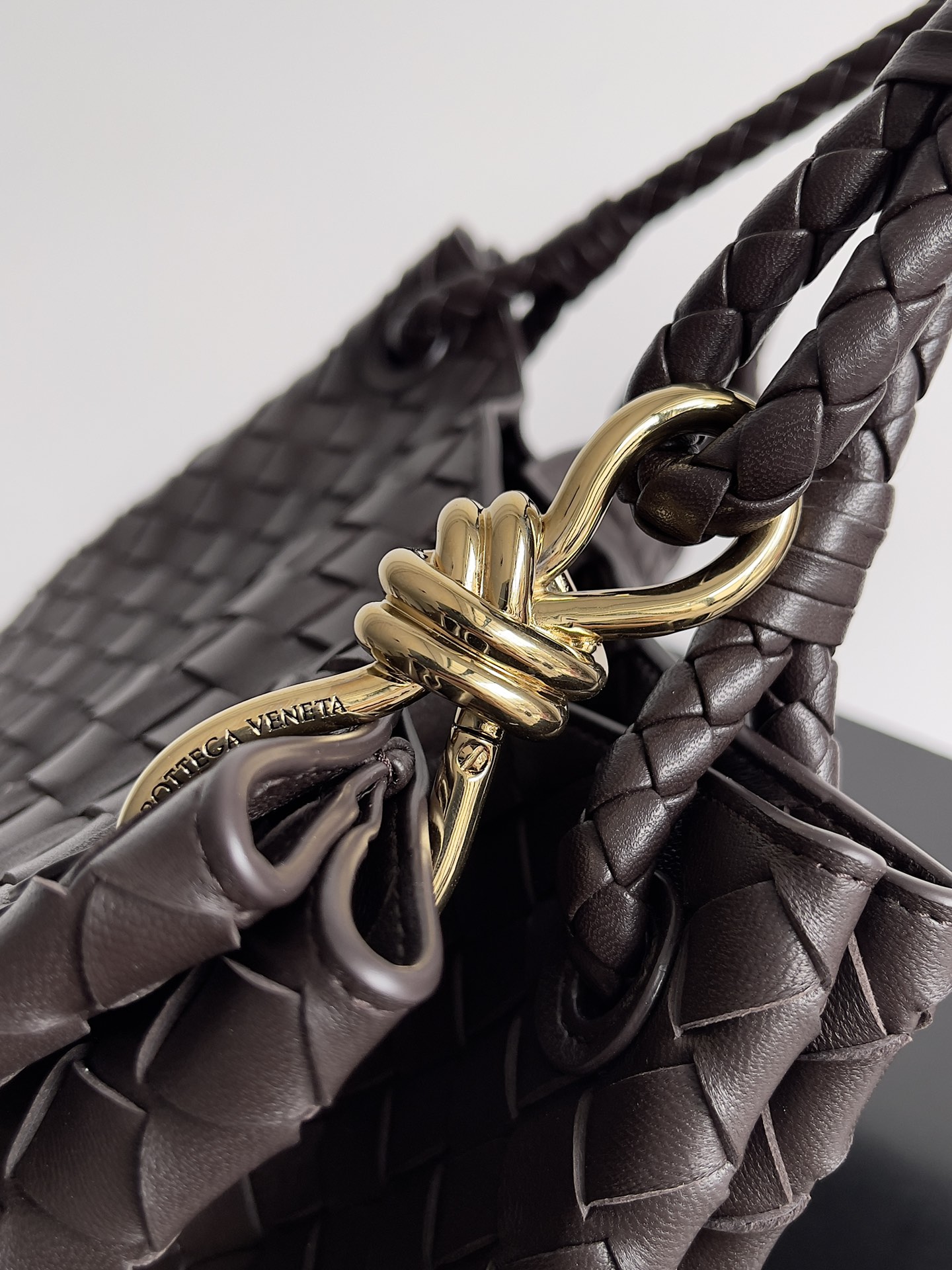 [TOP] Bottega Veneta BV Andiamo Parachute bag 30*26*20cm - 7 Colors - 711 Luxury