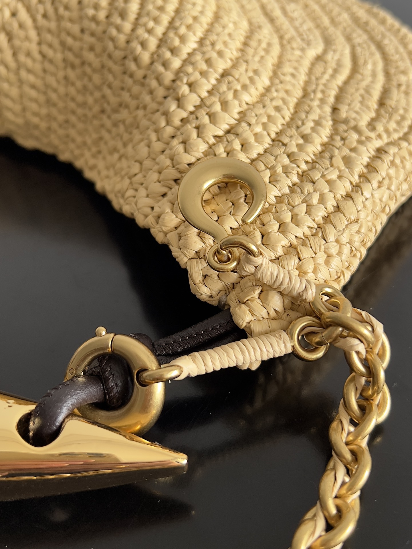 [TOP] Bottega Veneta BV Sardine Bag Intrecciato Weave 33 CM