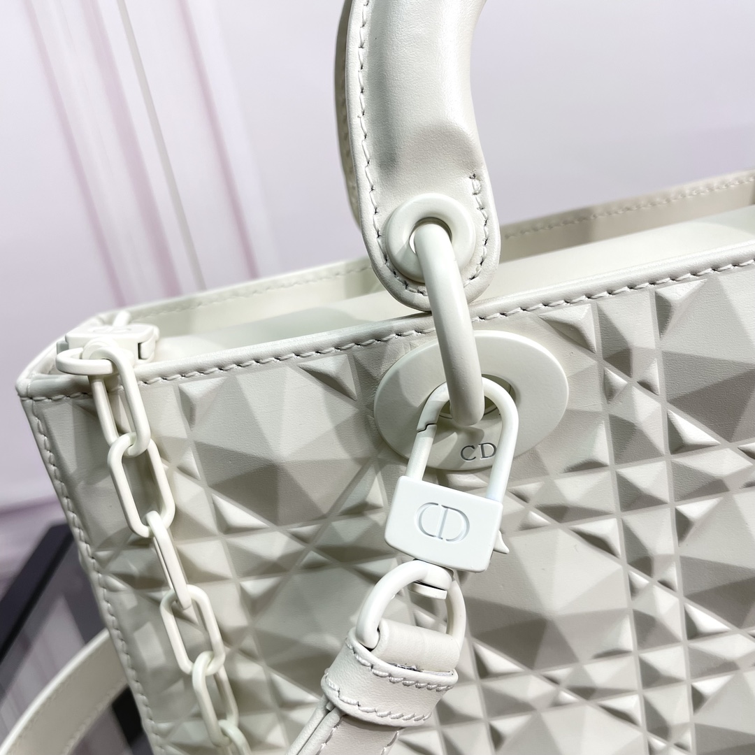 [TOP] Christian Dior Lady D-Joy Bag Diamonds Motif 26x6x14cm - 2 Color