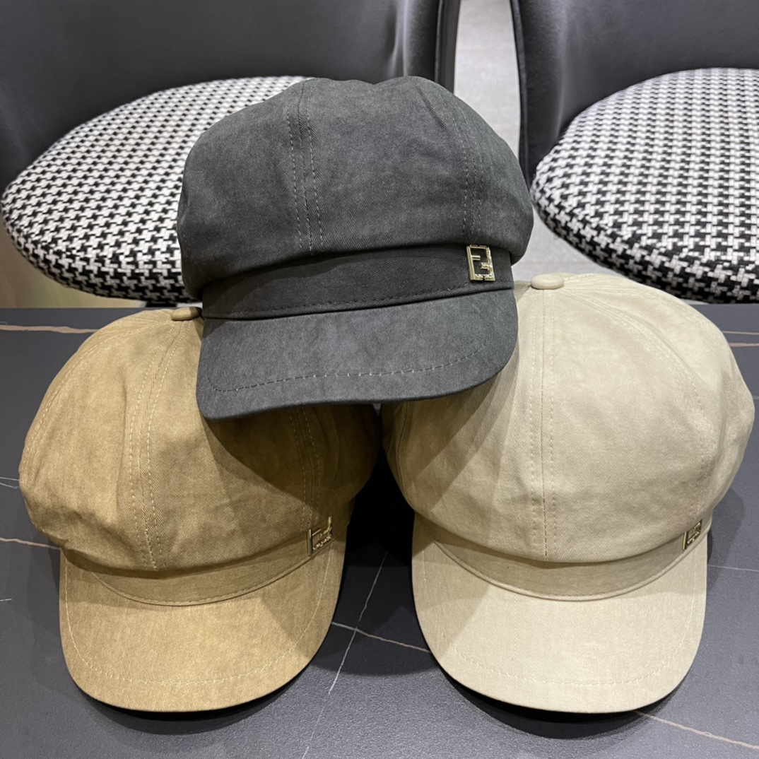 [TOP] FENDI Versatile Beret - 3 Colors