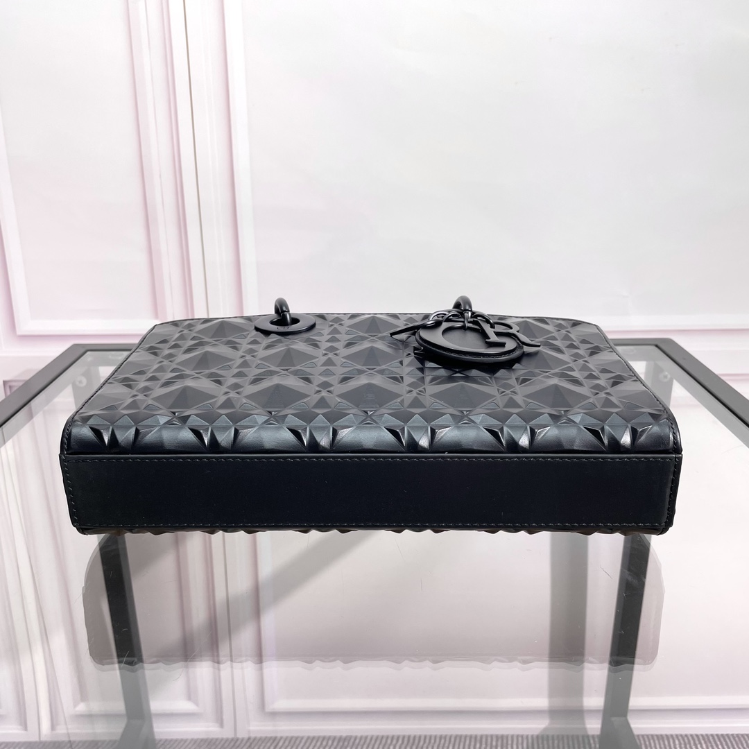 [TOP] Christian Dior Lady D-Joy Bag Diamonds Motif 26x6x14cm - 2 Color