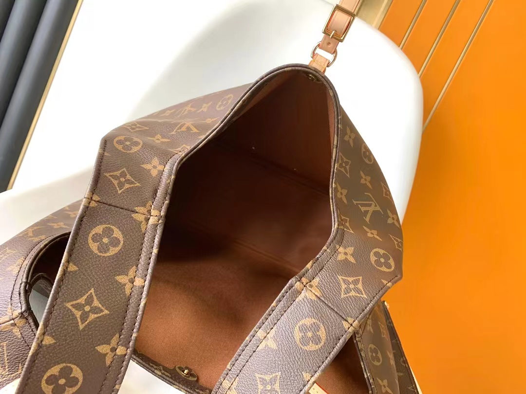 [TOP] Louis Vuitton LV  Atlantis GM Monogram Shoulder Bag 34×34×13.5cm
