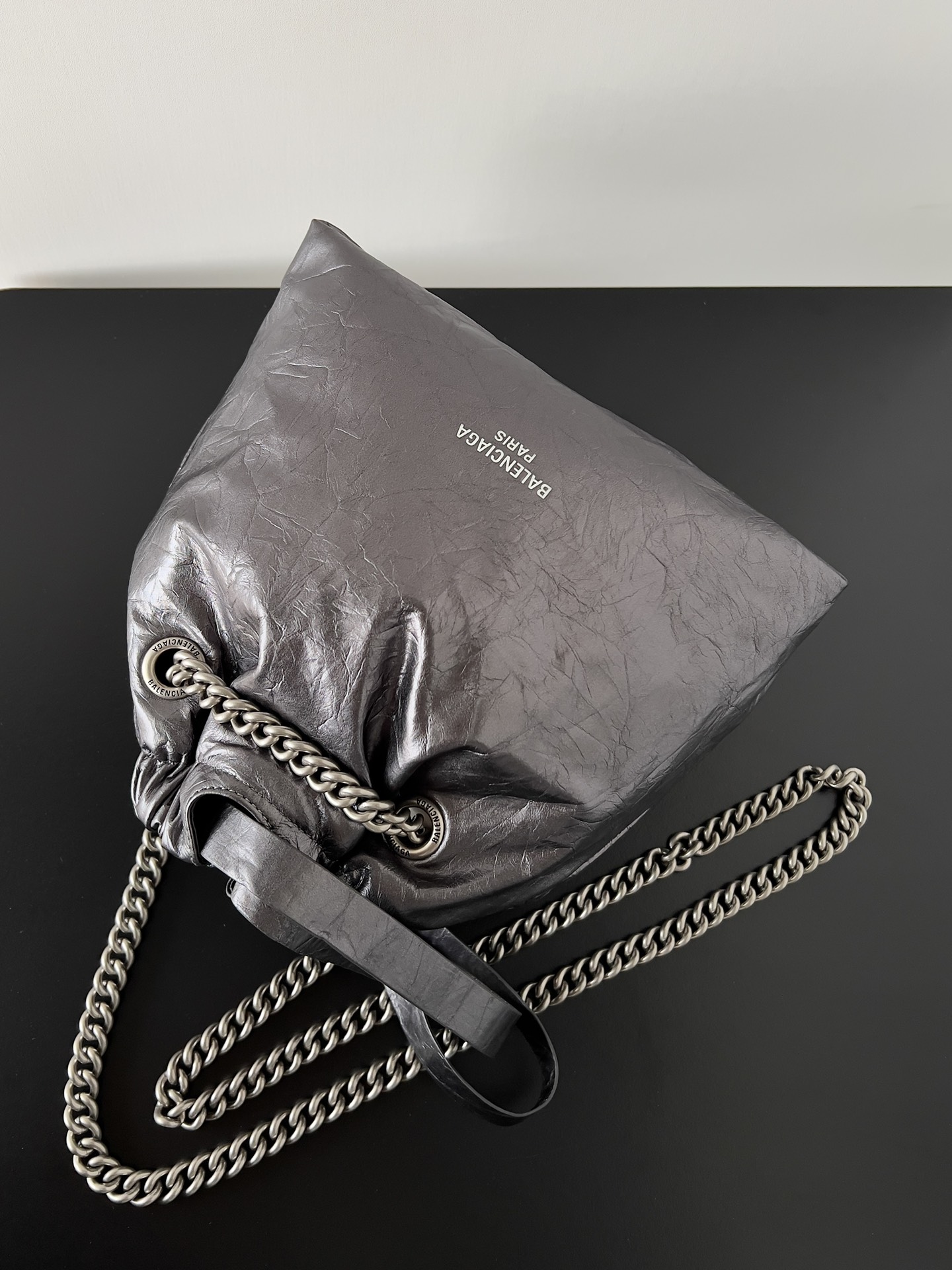 [TOP] BALENCIAGA CRUSH Leather Tote Bag 23.9×25.9×9.9 cm - Black