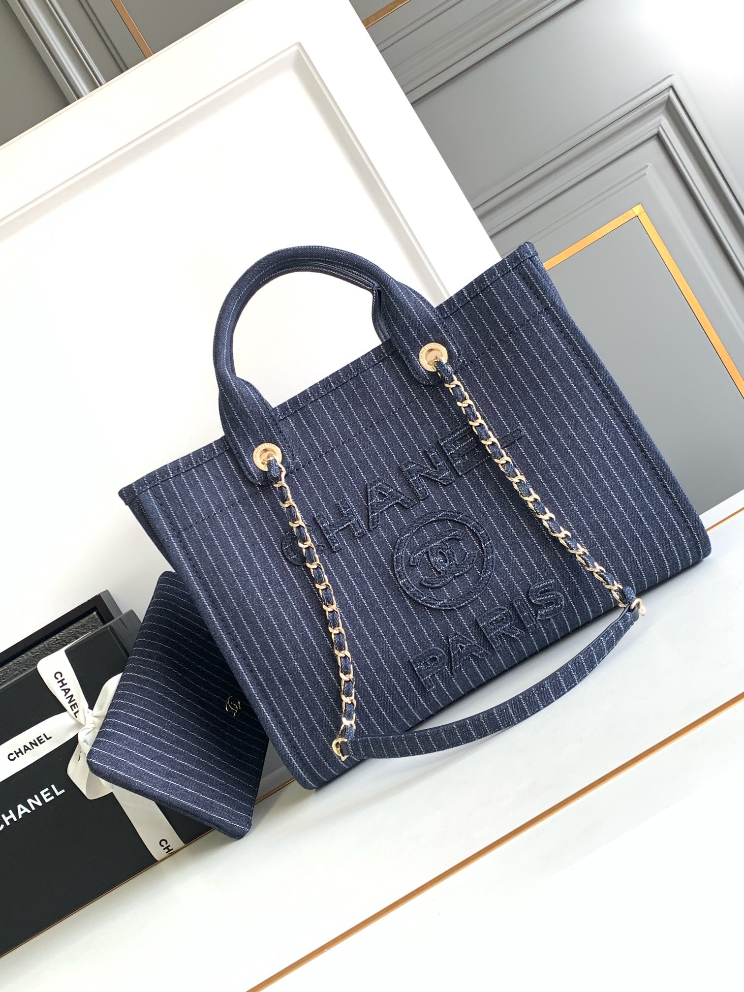 [TOP] CHANEL Deauville Tote Shopping Bag 32cm/38cm - Striped Denim