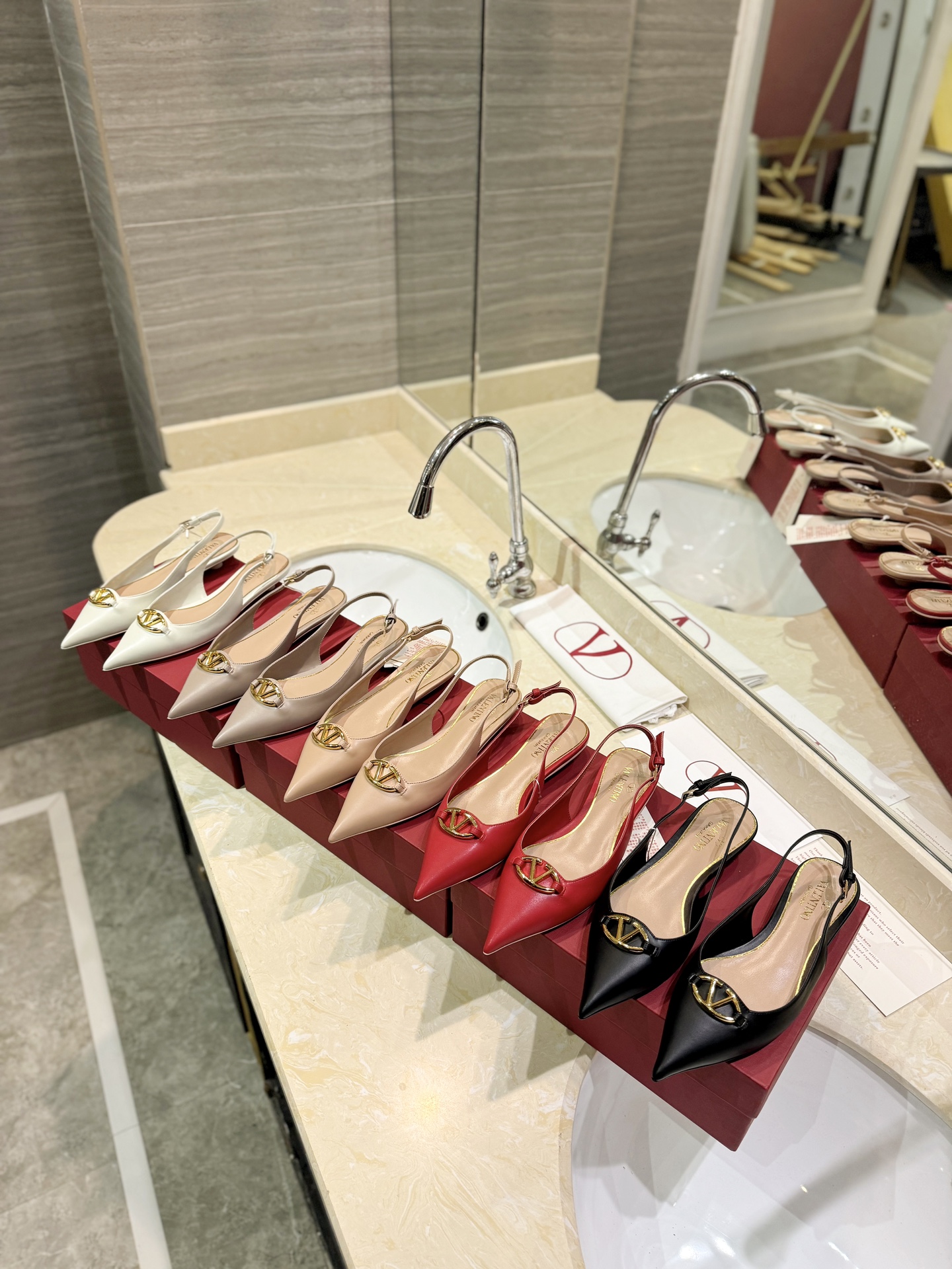 [TOP] VALENTINO Micro-heeled Mules with Mini Logo  - 5 Color