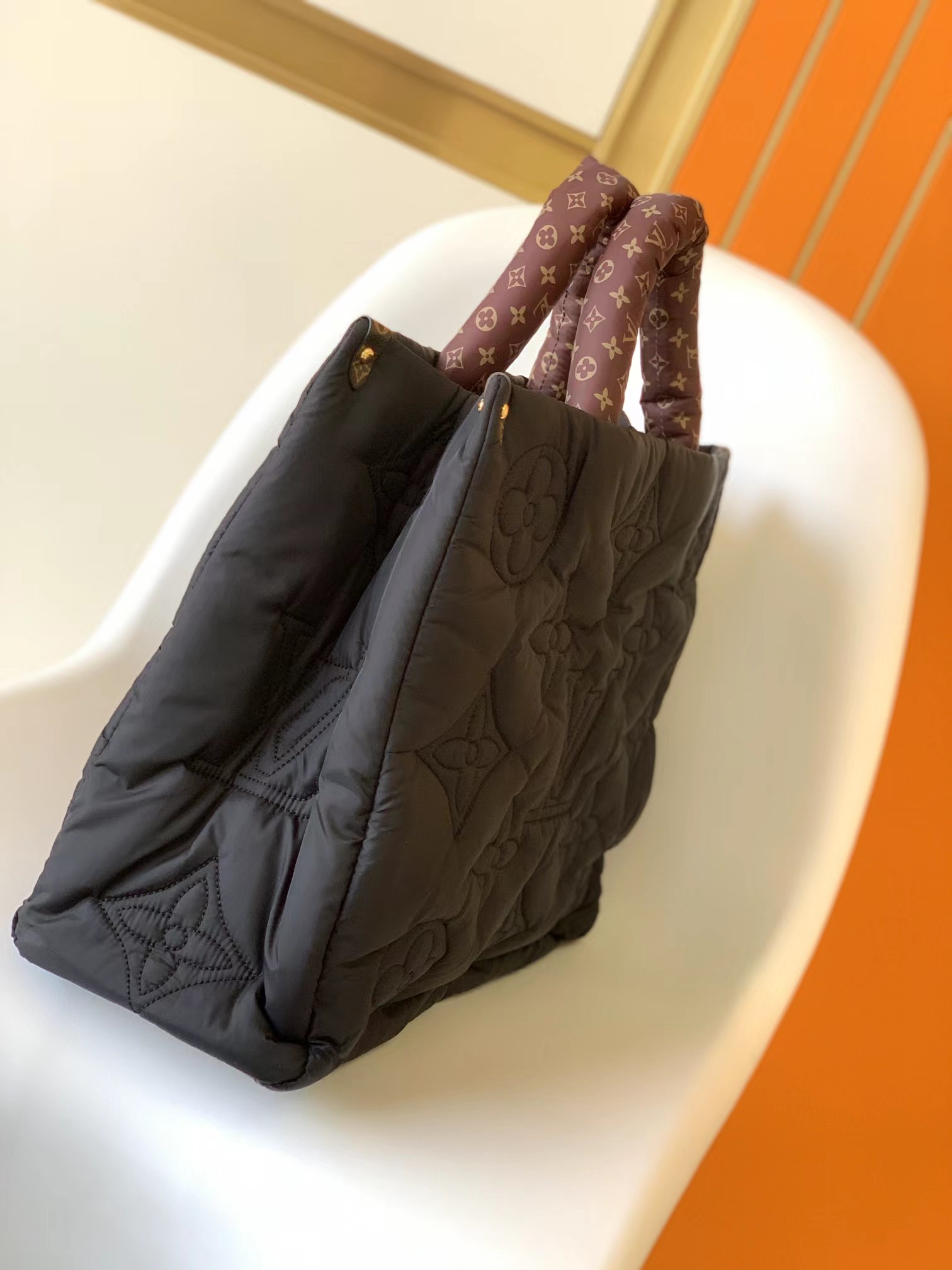 [TOP] Louis Vuitton LV On The Go Monogram Tote Bag 41×34×19 cm- Black