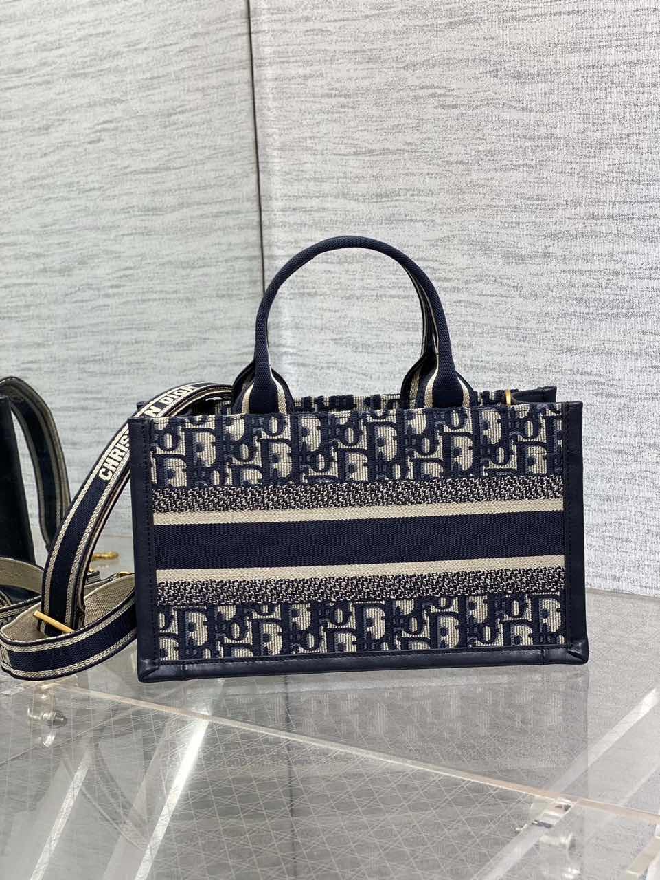 [TOP] Christian Dior Book Tote Bag  27x14×11cm with Blue Print Embroidery