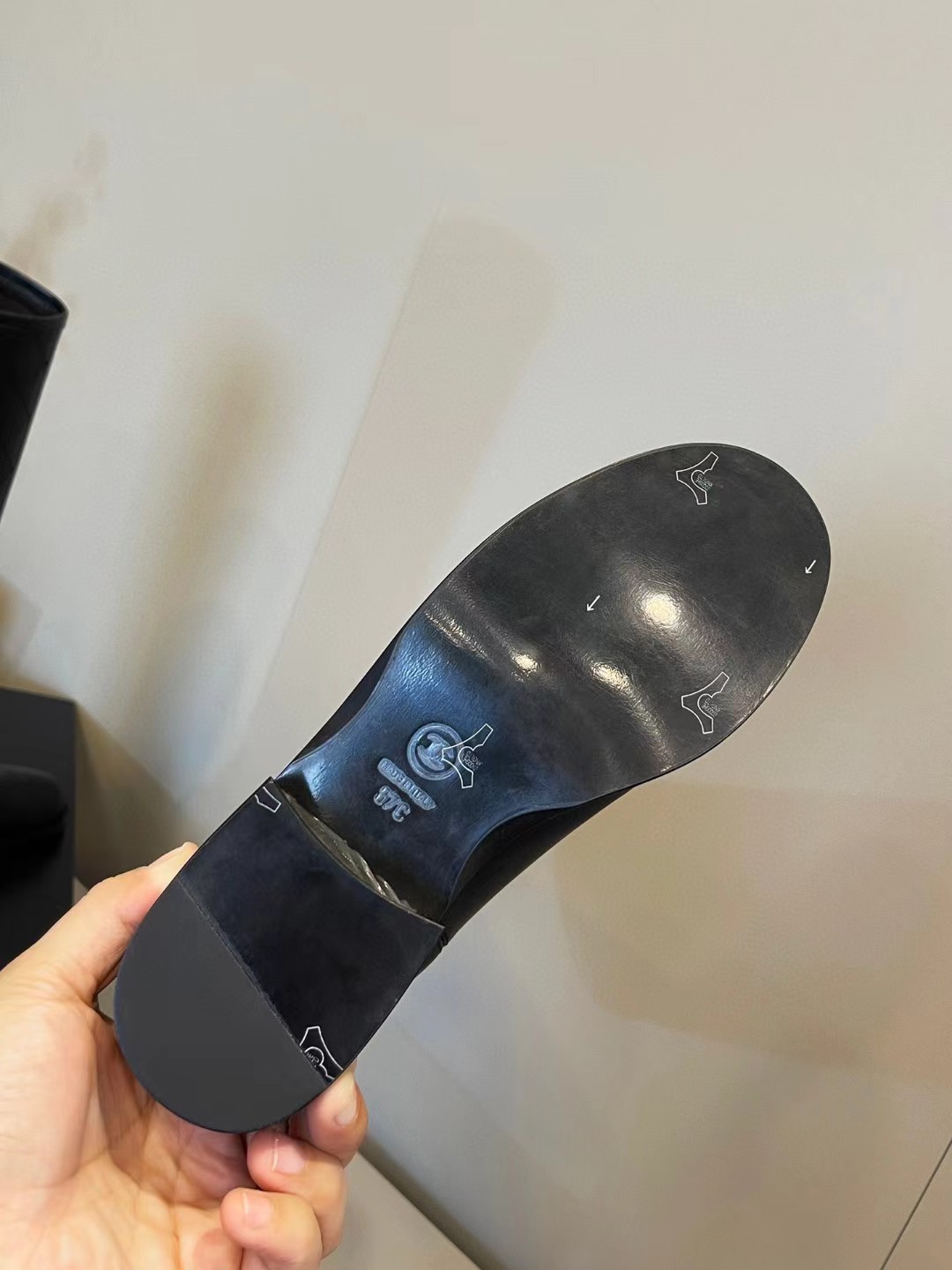 [TOP] CHANEL New Cowhide Boots - Black