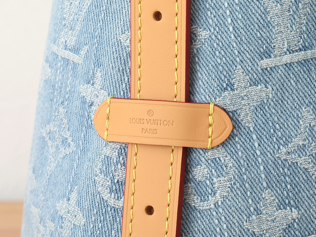 [TOP] Louis Vuitton LV By The Pool Monogram Denim Carryall Bag 29x24x12cm - Denim Blue