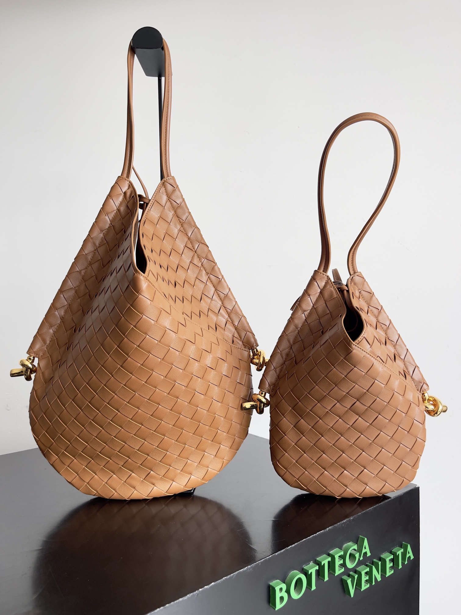 [TOP] Bottega Veneta BV Solstice Shoulder Bag - Brown
