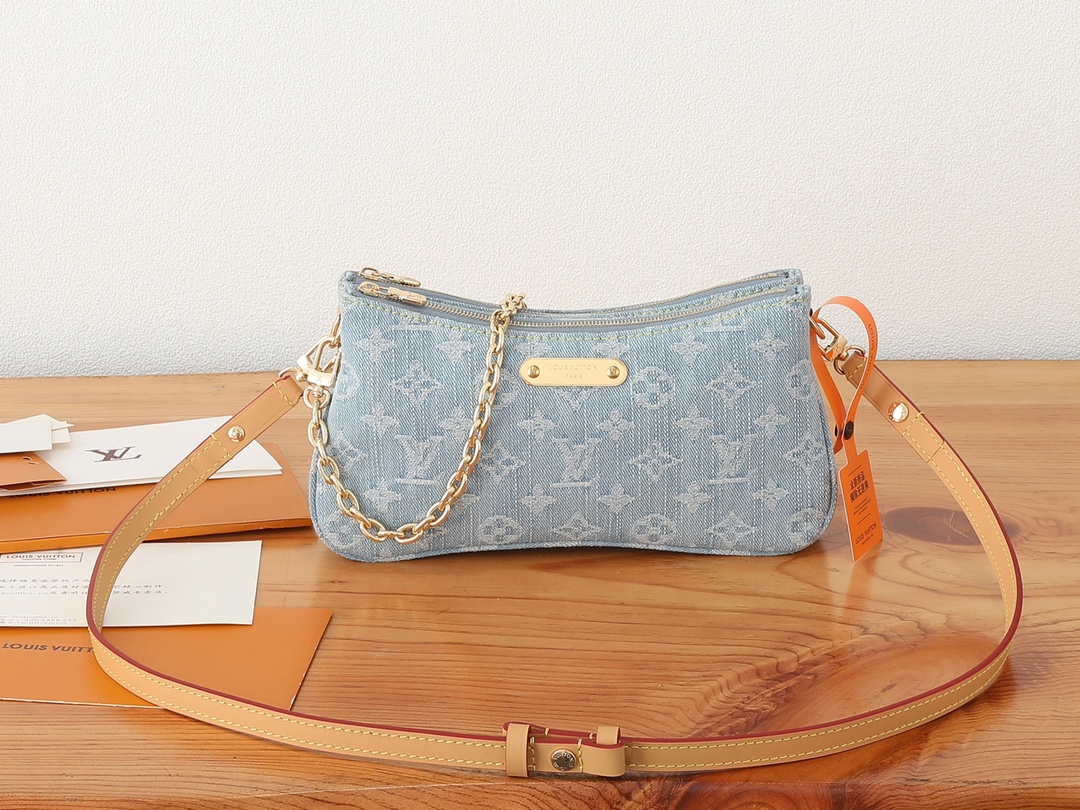 [TOP] Louis Vuitton LV Monogram Pochette Accessories Bag 24.5x13.5x6.5cm - Denim