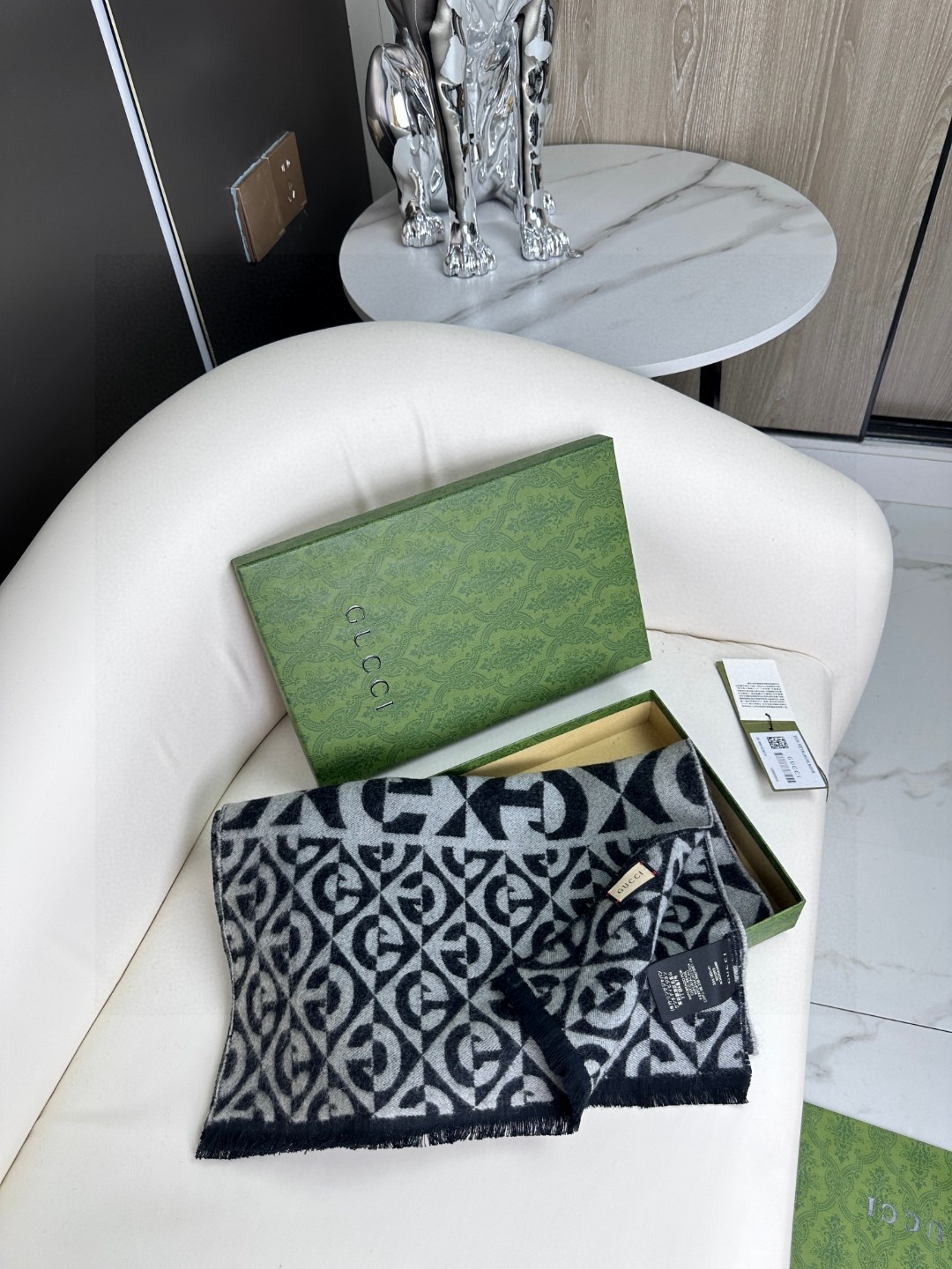 [TOP] GUCCI Cashmere Scarf 45×185 cm