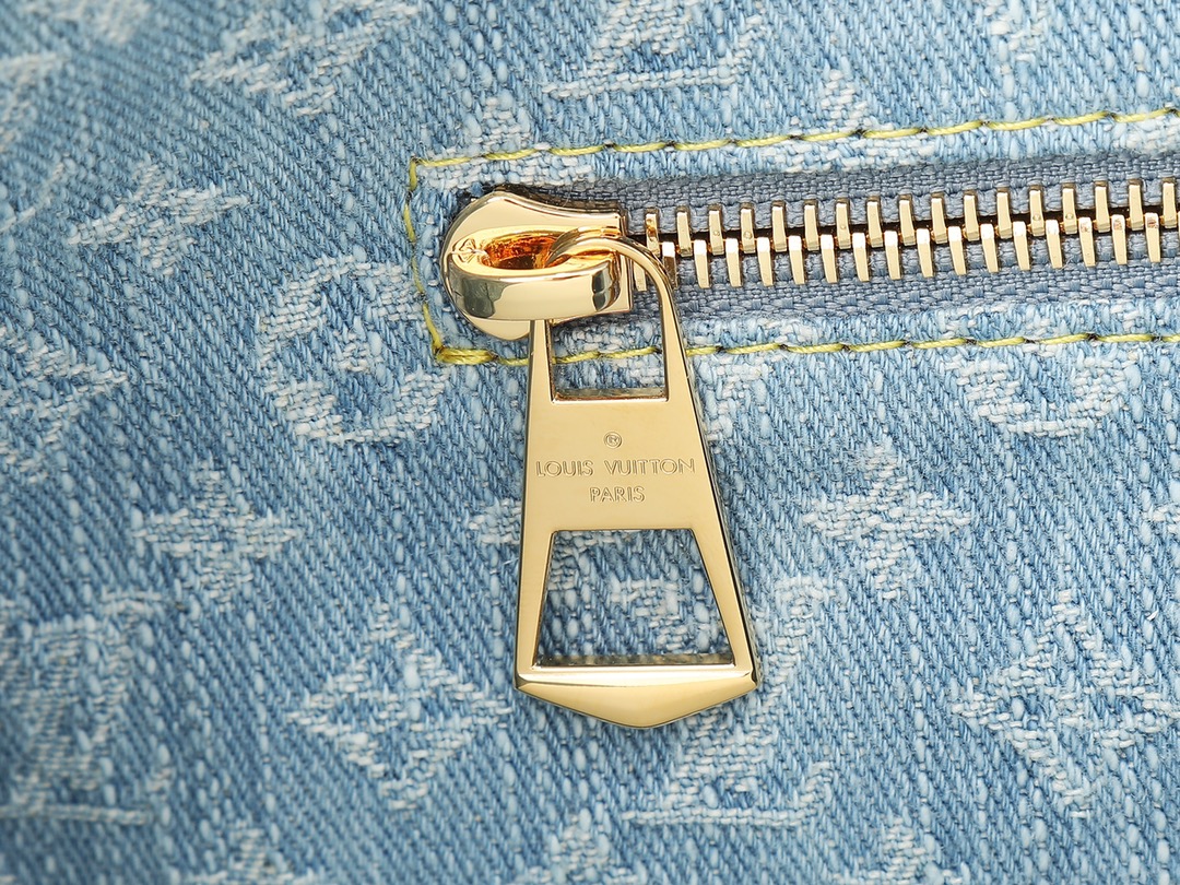 [TOP] Louis Vuitton LV By The Pool Monogram Denim Carryall Bag 29x24x12cm - Denim Blue