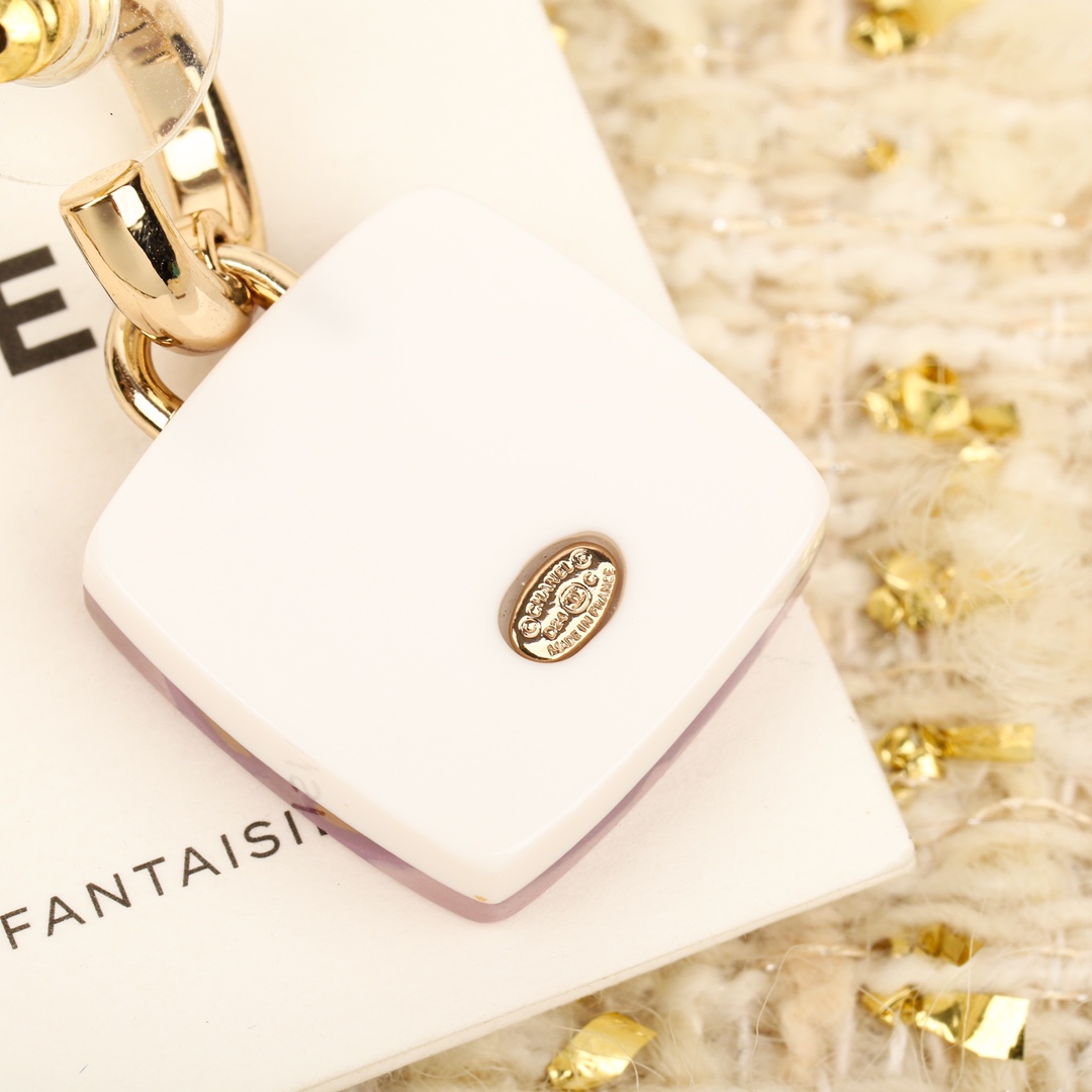 [TOP] CHANEL Earrings-Pink