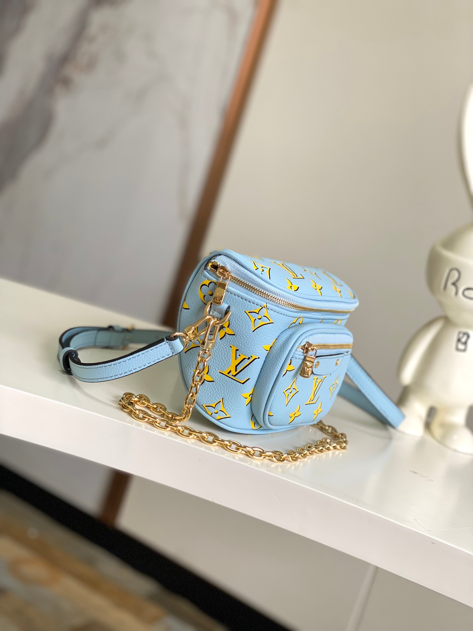 [TOP] Louis Vuitton LV Gradient Bum Bag Monogram Empreinte 17x12x9.5cm - Blue