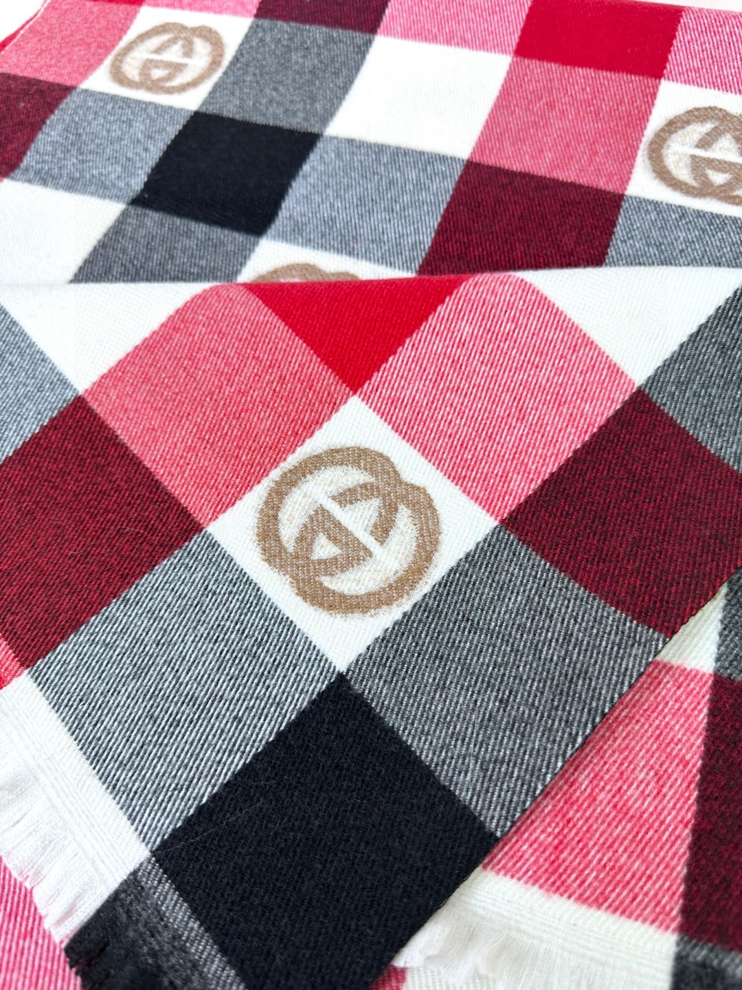 [TOP] GUCCI Cashmere Scarf 45×185 cm-Red