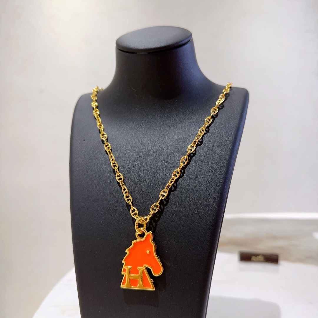 [TOP] HERMES Horse Long Necklace-Gold