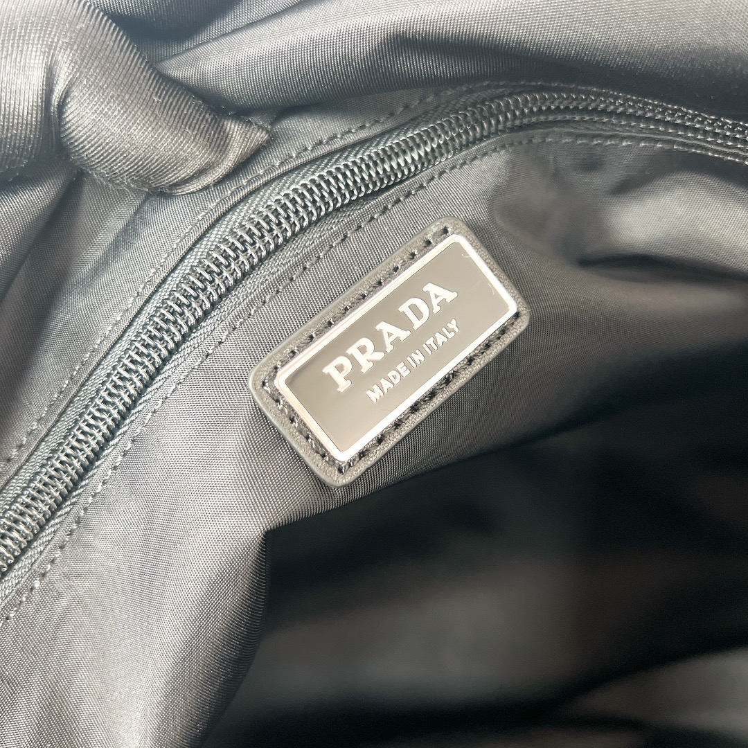 [TOP] PRADA Re-Nylon and Leather Travel Bag  40 × 44.5× 24 cm-Black