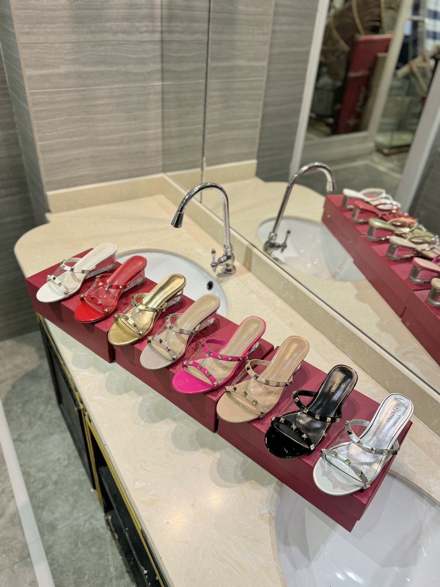 [TOP] VALENTINO Transparent Heel Slippers with Mini Rivets  - 8 Color