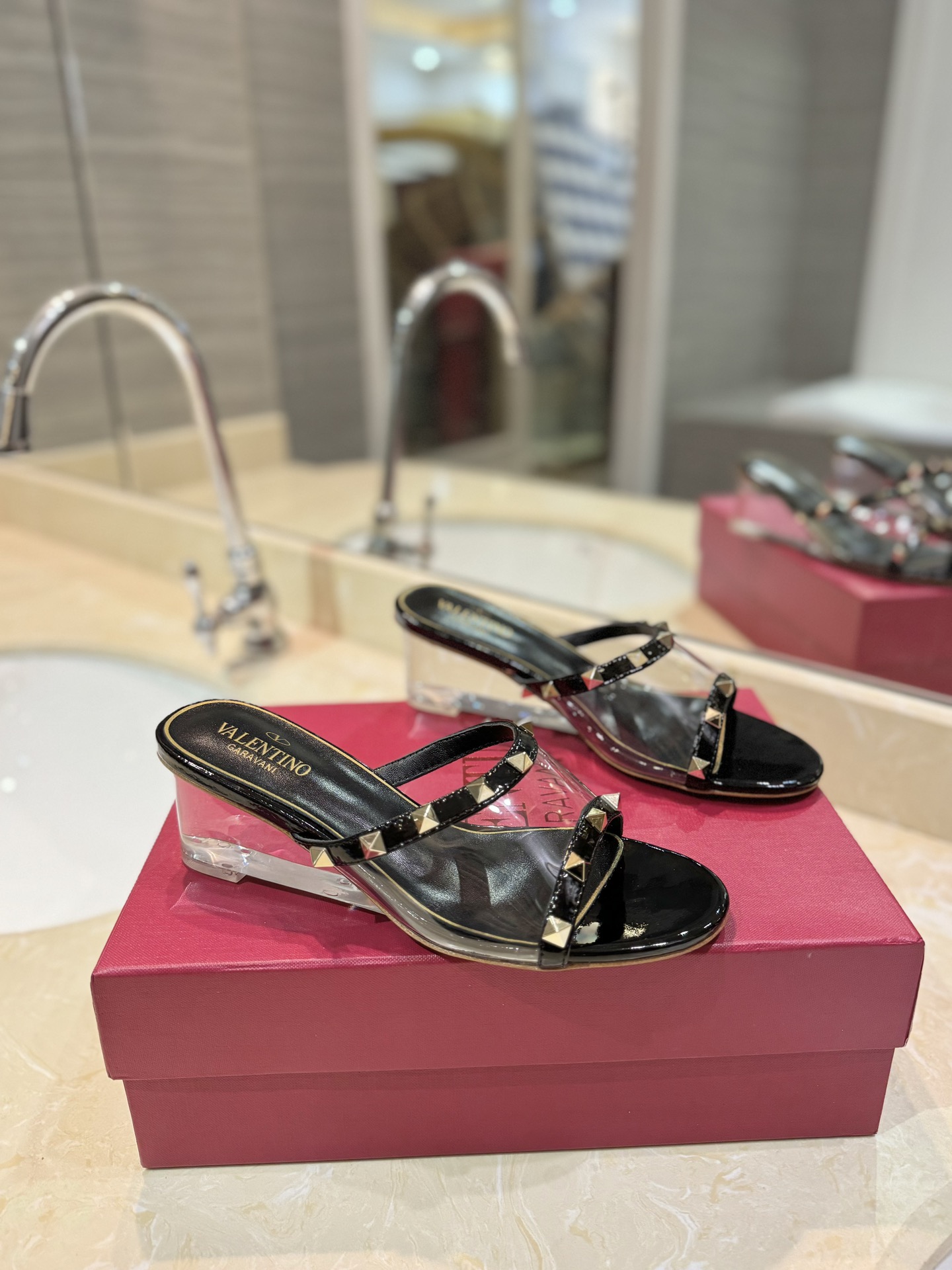 [TOP] VALENTINO Transparent Heel Slippers with Mini Rivets  - 8 Color