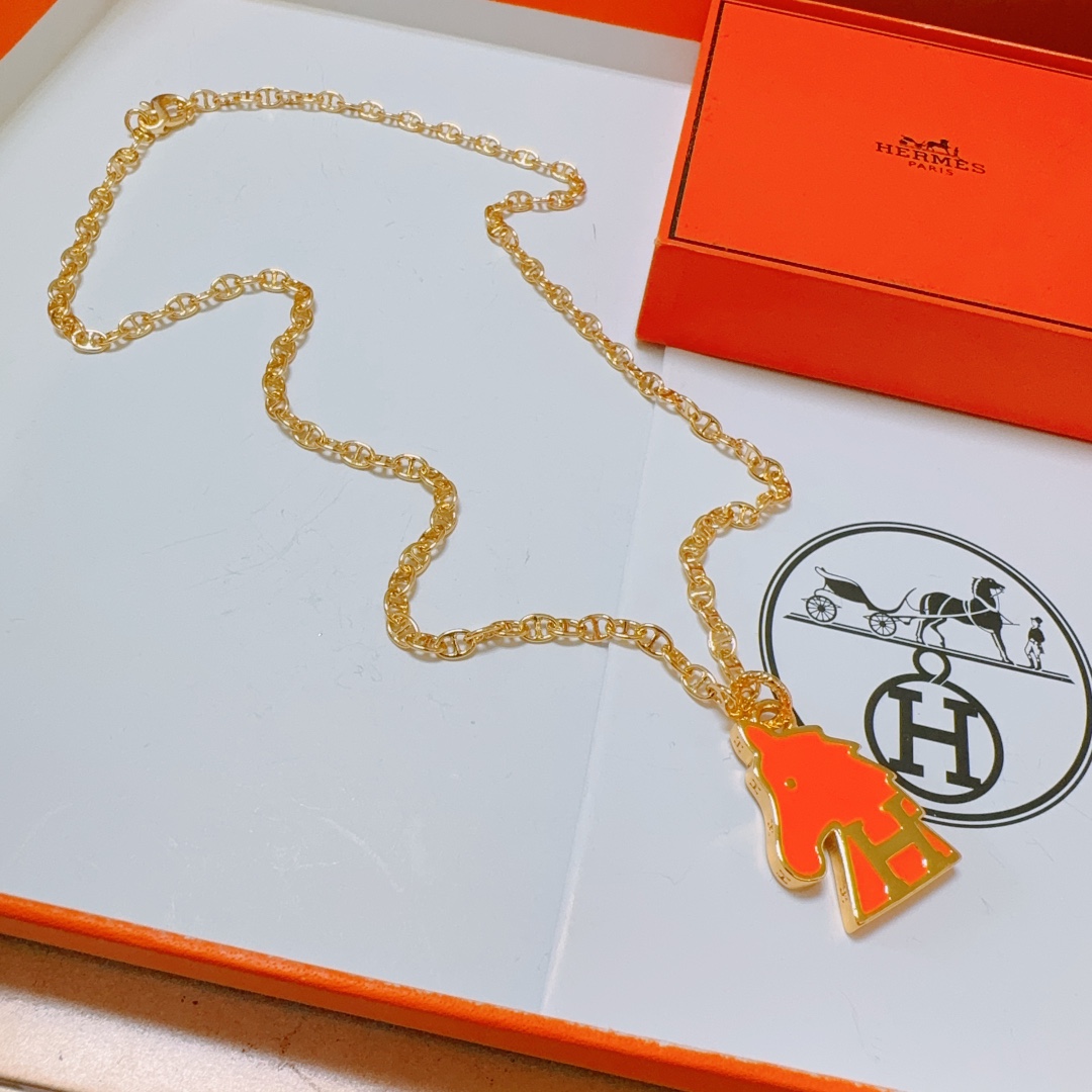 [TOP] HERMES Horse Long Necklace-Gold